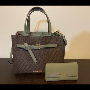 Michael Kors purse and wallet.